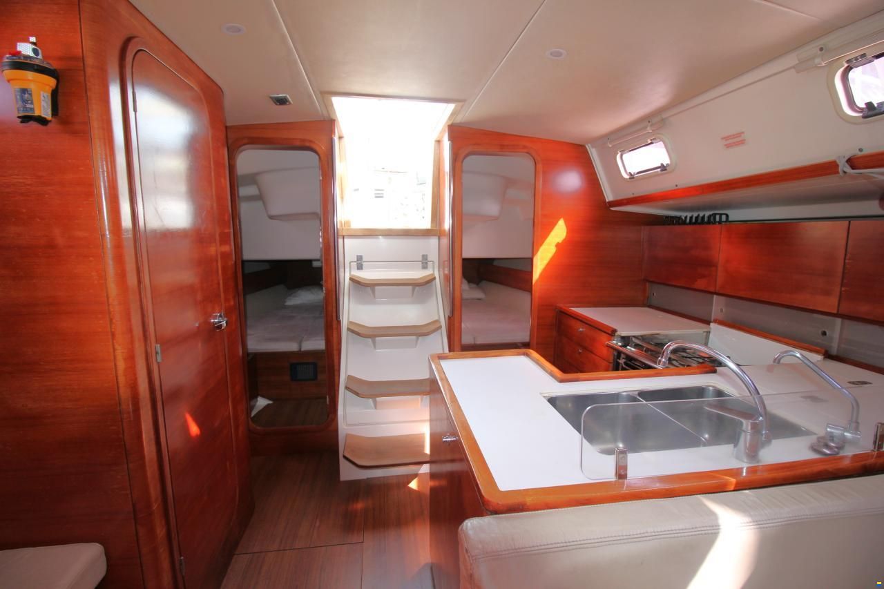 Salona 44