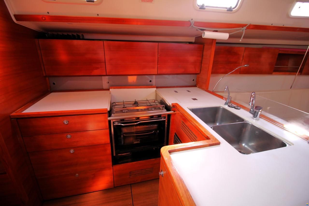 Salona 44