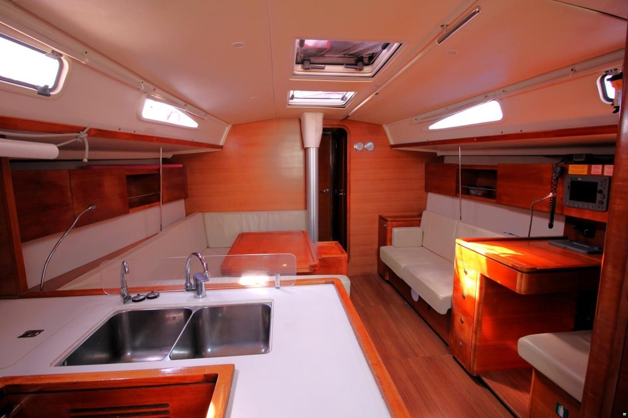 Salona 44