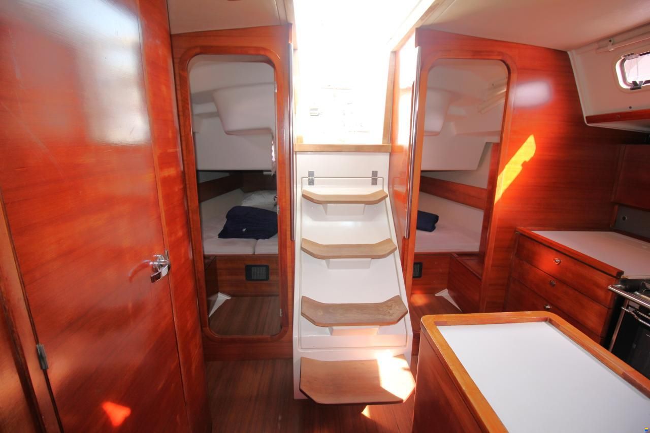 Salona 44