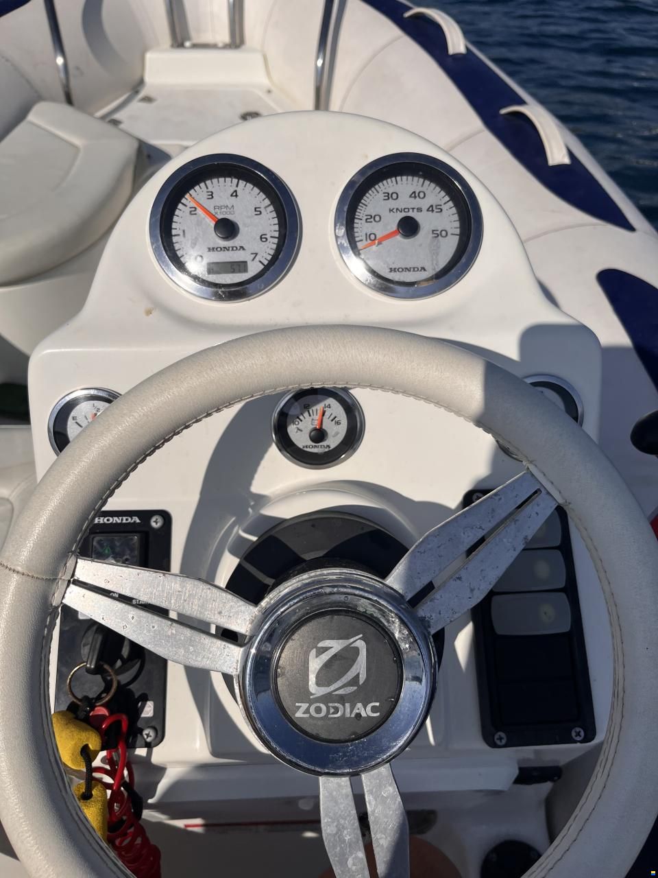 Zodiac Yachtline 420 DL