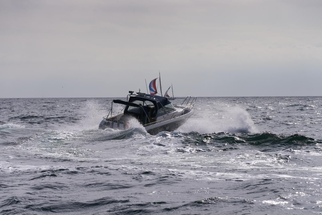 Nimbus Nova 33 Nova