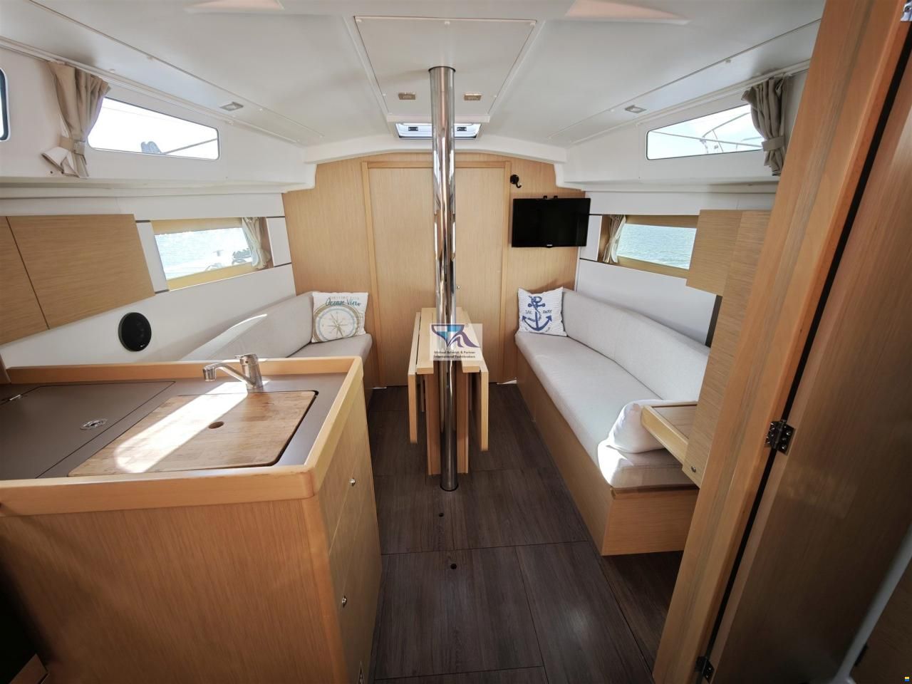 Beneteau OCEANIS 35.1
