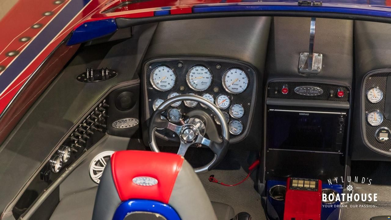 Nor-Tech 4300 Supercat Roadster