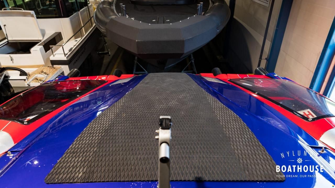 Nor-Tech 4300 Supercat Roadster
