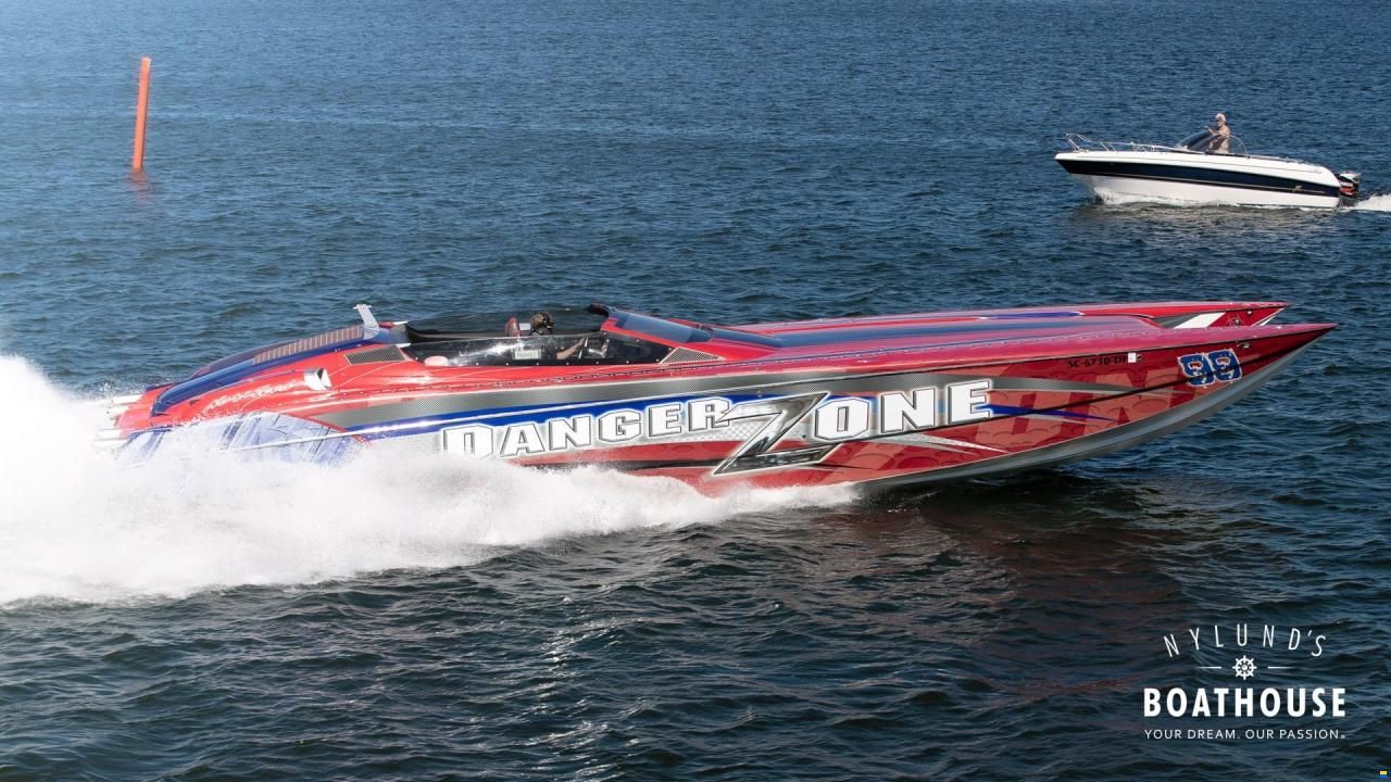 Nor-Tech 4300 Supercat Roadster