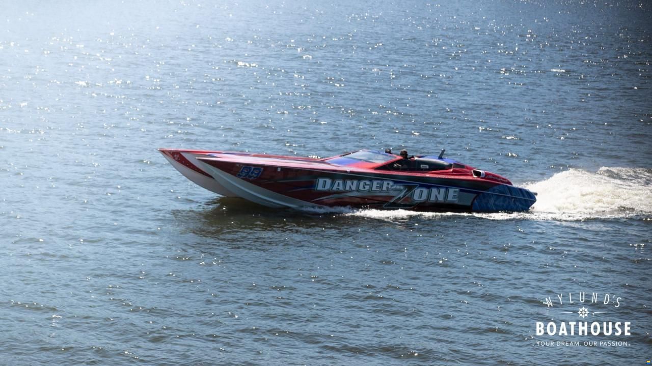 Nor-Tech 4300 Supercat Roadster