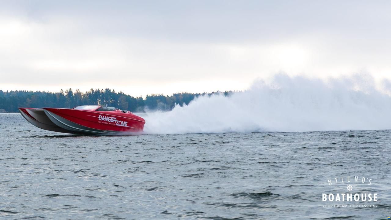 Nor-Tech 4300 Supercat Roadster