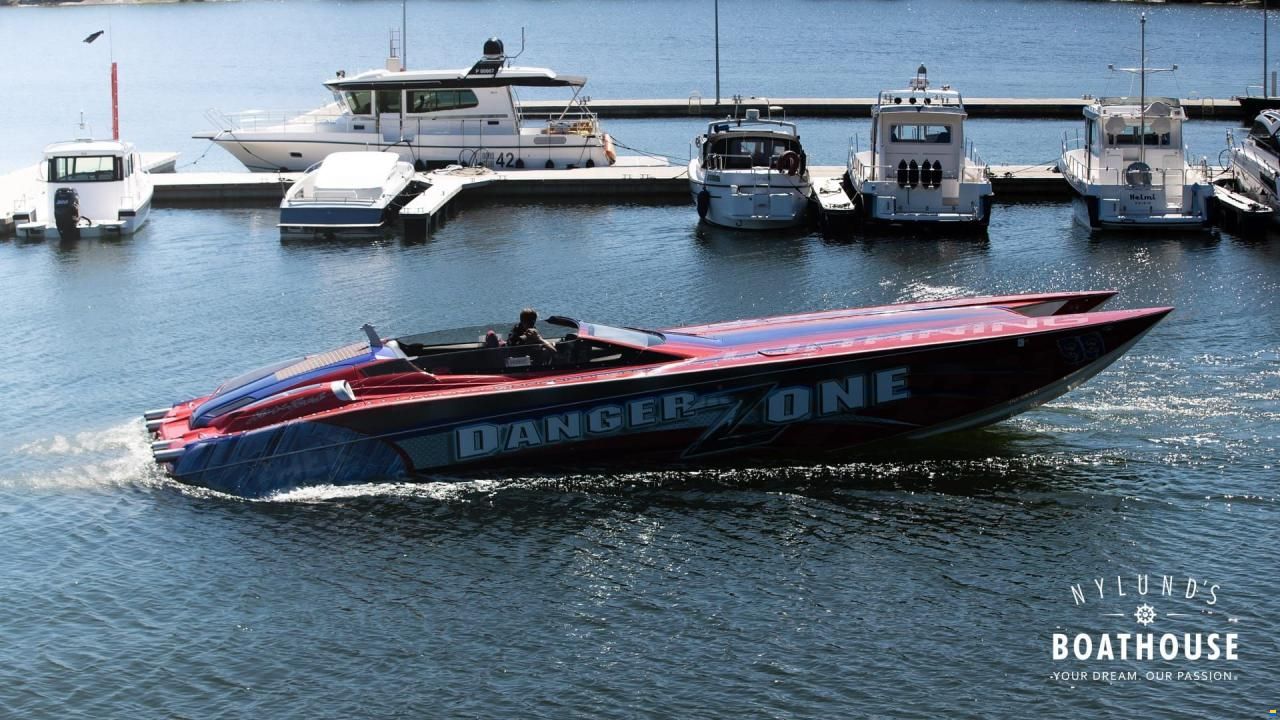 Nor-Tech 4300 Supercat Roadster