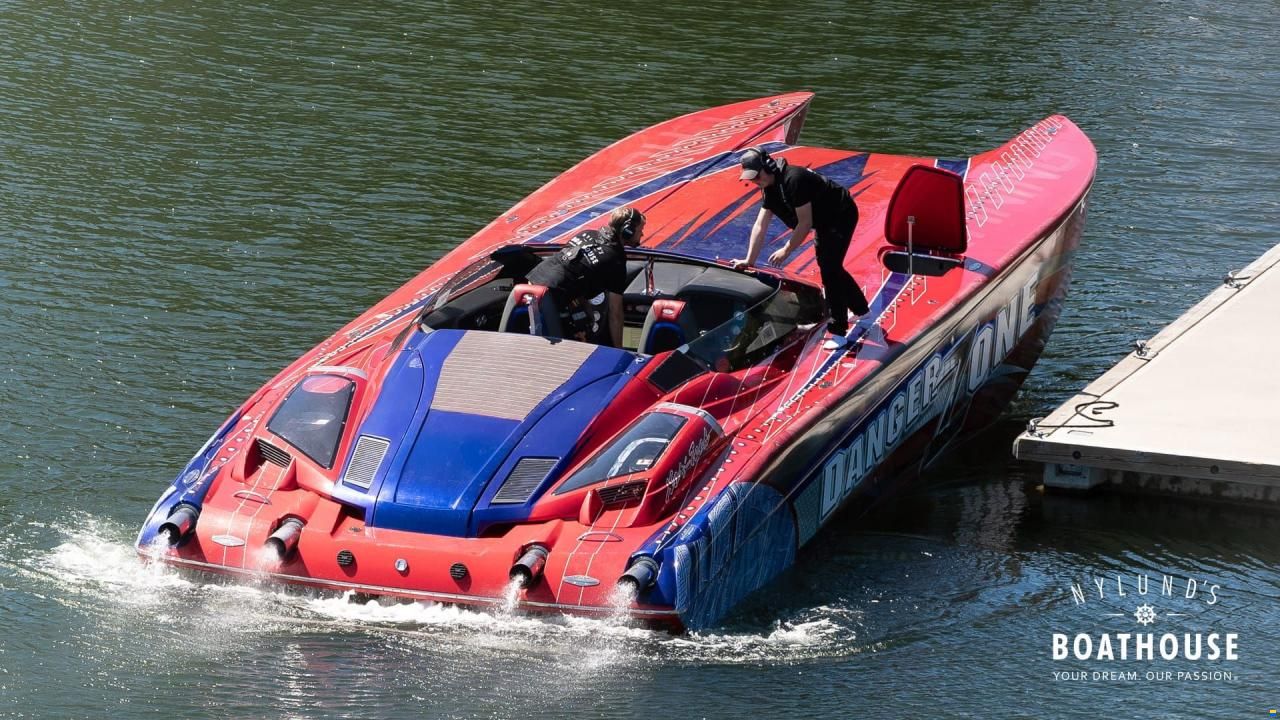 Nor-Tech 4300 Supercat Roadster