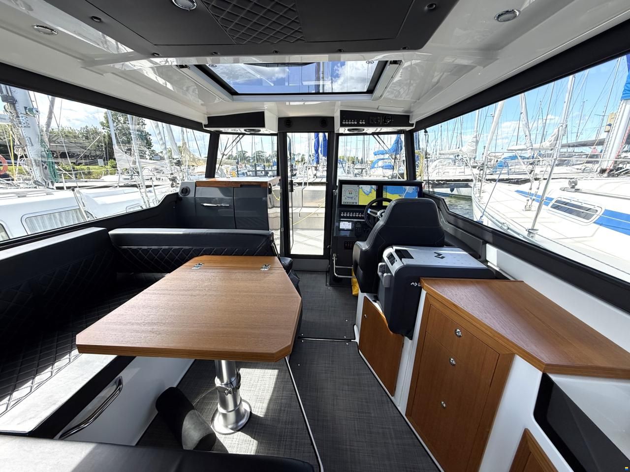 Buster Phantom Cabin