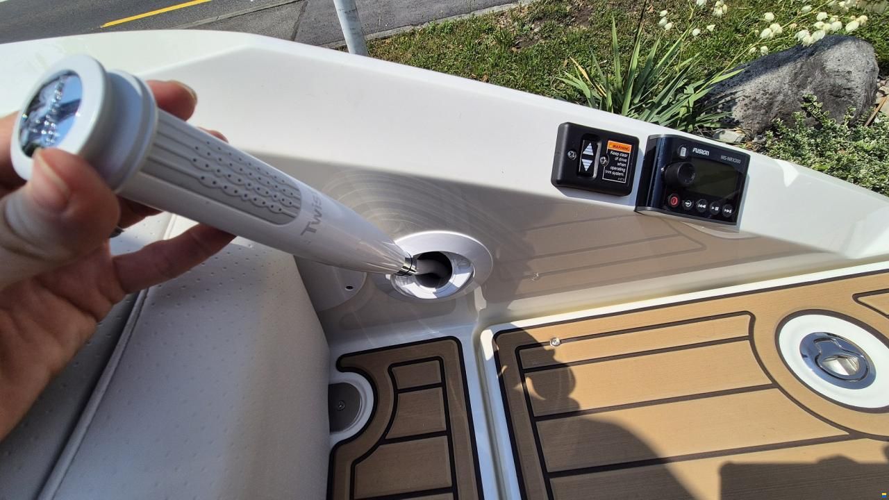 Sea Ray SLX 250 Europe