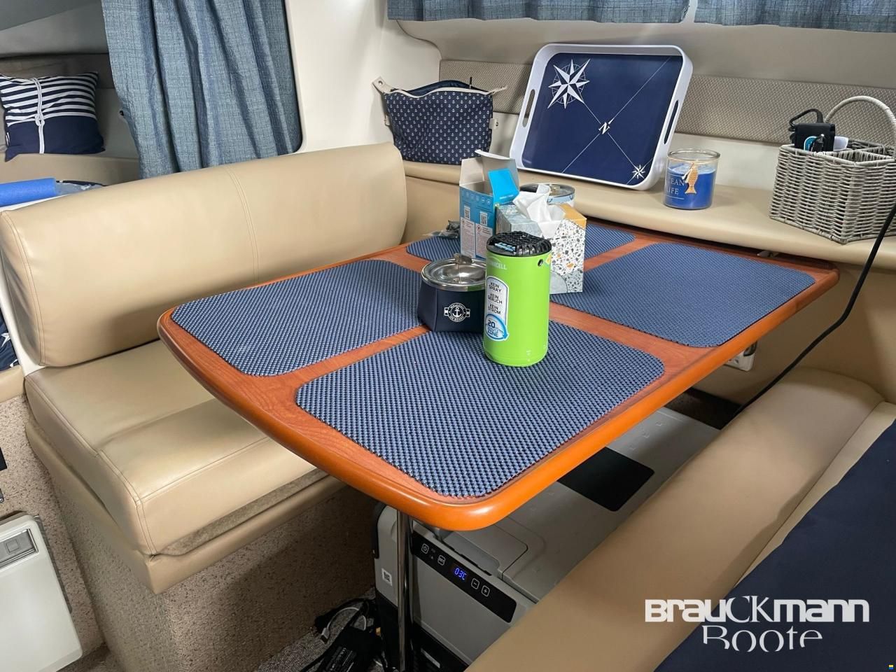 Bayliner 285