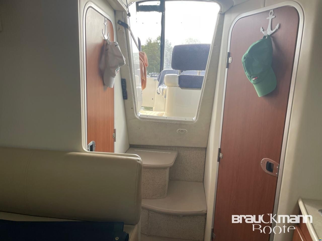 Bayliner 285
