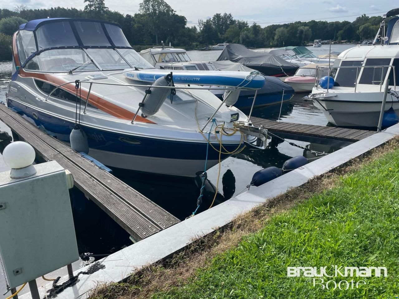 Bayliner 285