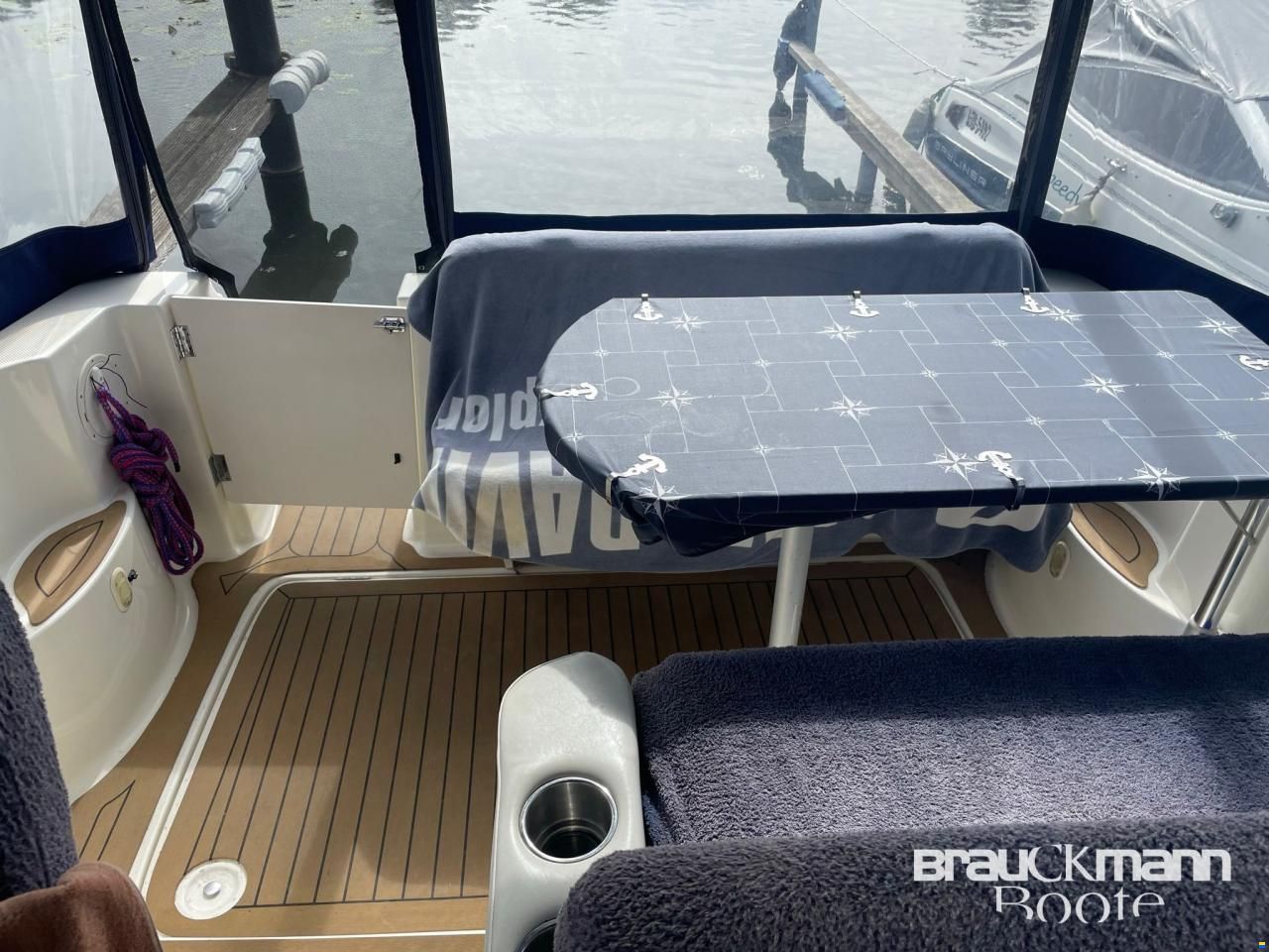 Bayliner 285