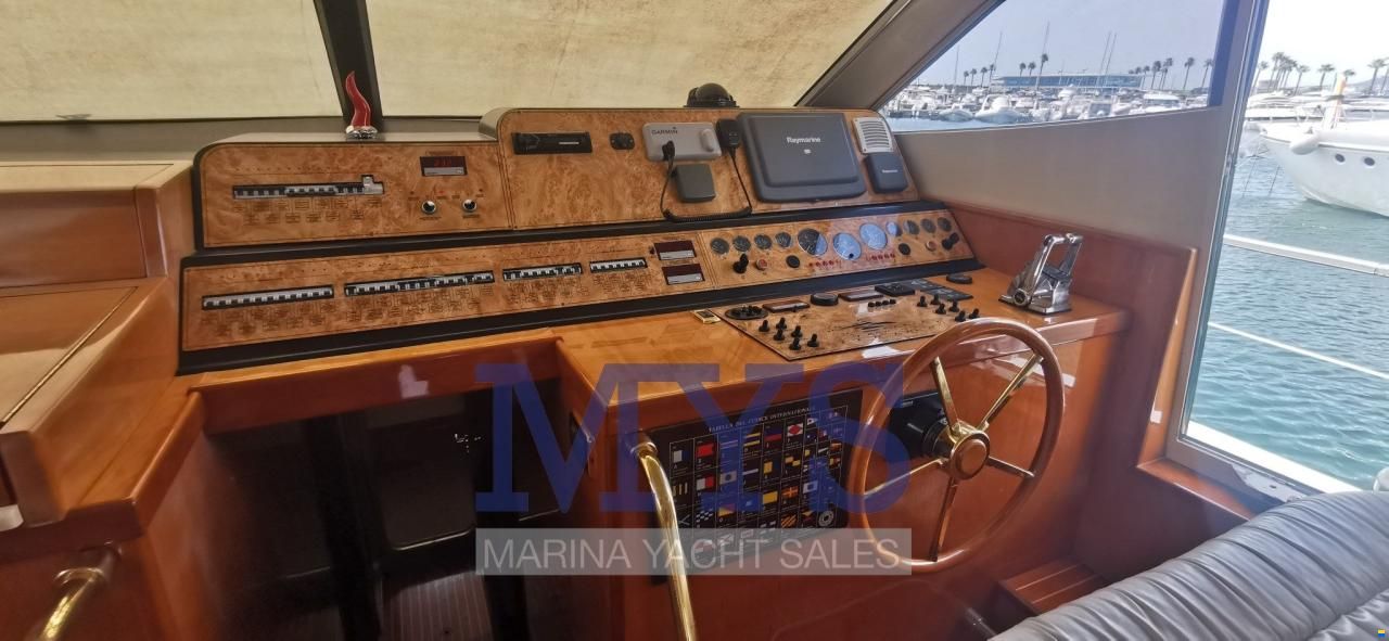 Dellapasqua DC 14 SL Flying Bridge