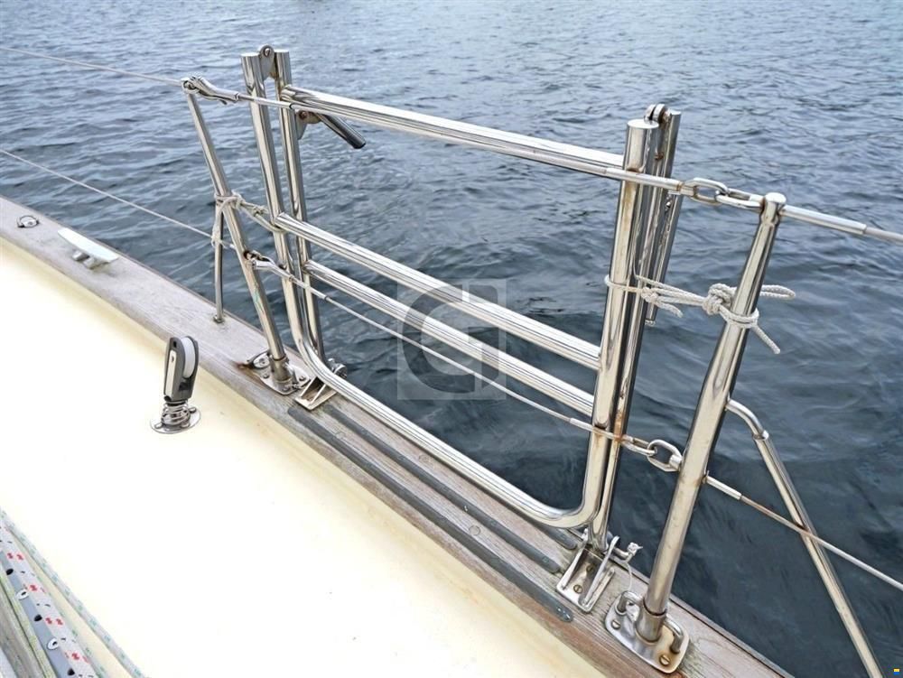 Rustler 42