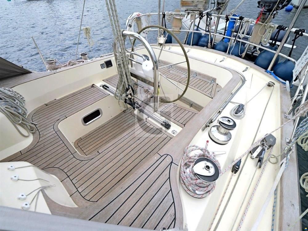 Rustler 42