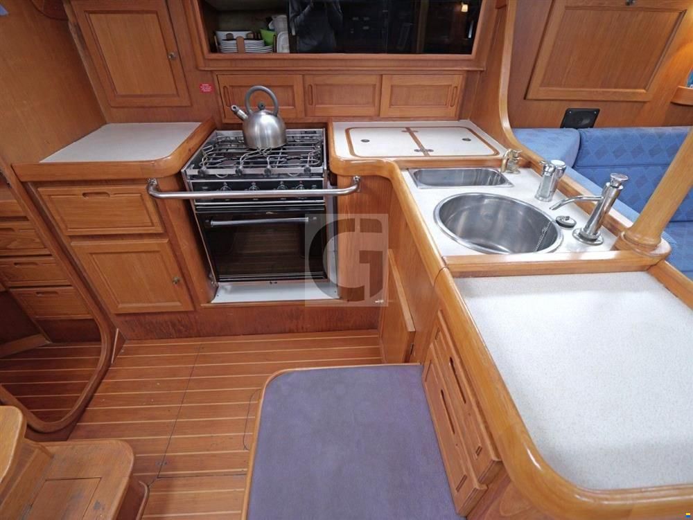 Rustler 42