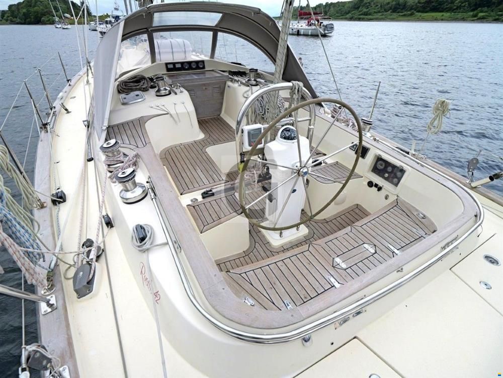 Rustler 42
