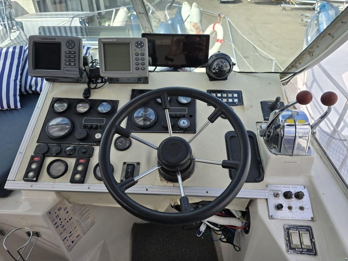 Fairline 32 Phantom