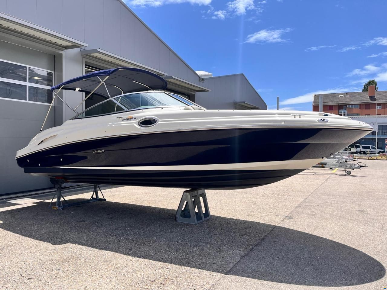 Sea Ray 270 SD