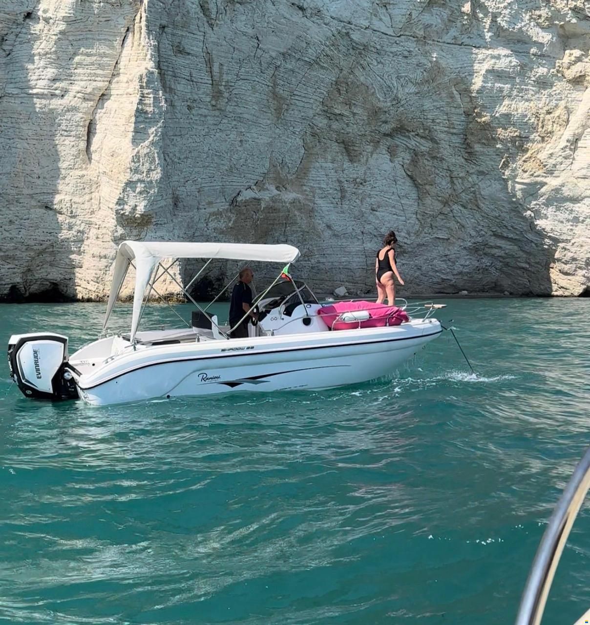 Ranieri Shadow 22