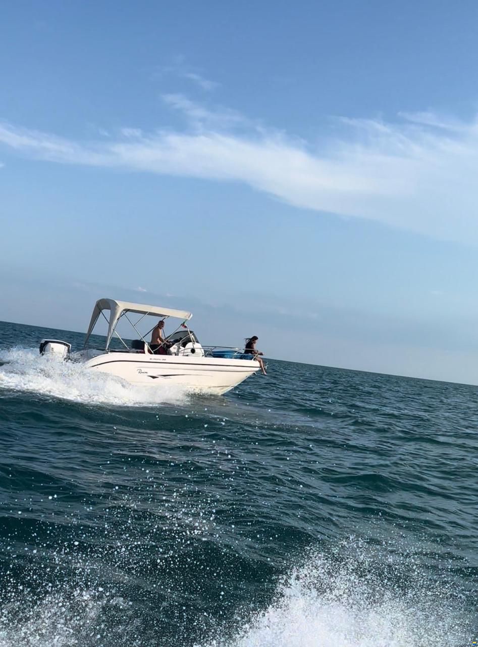 Ranieri Shadow 22