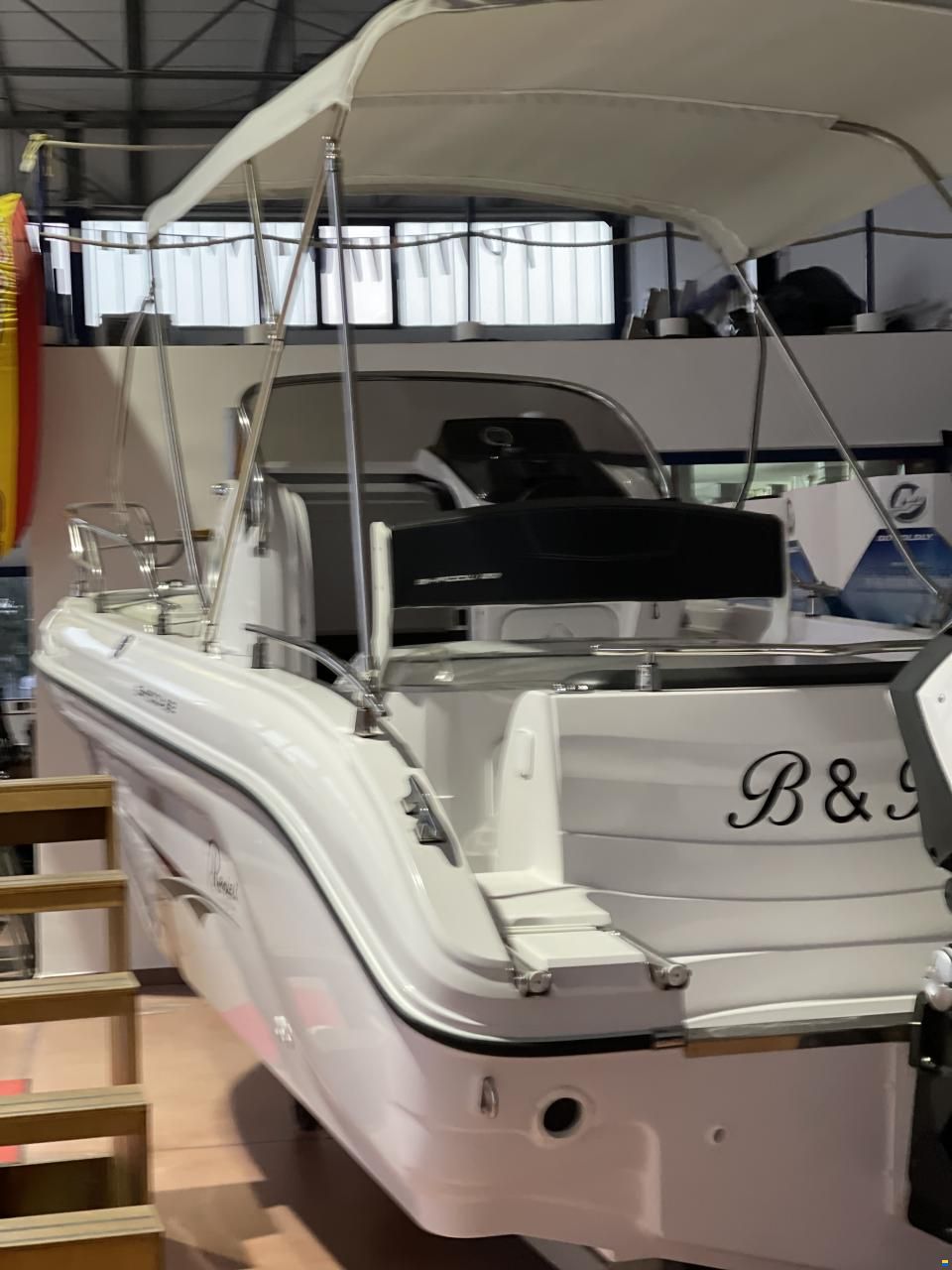 Ranieri Shadow 22