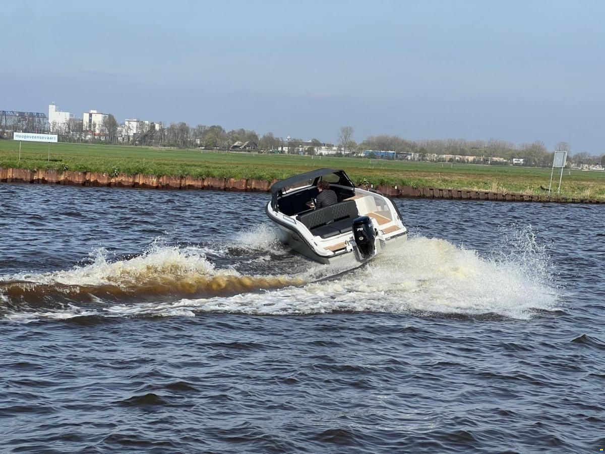 Topcraft 627 Tender