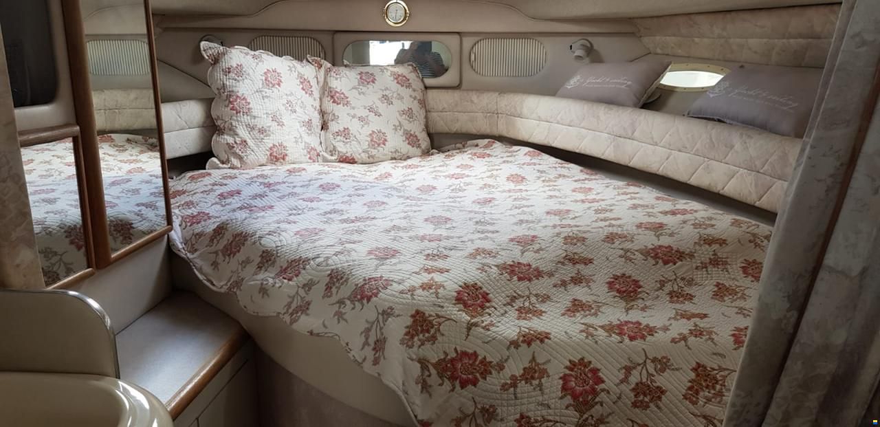 Sea Ray 330 Sundancer