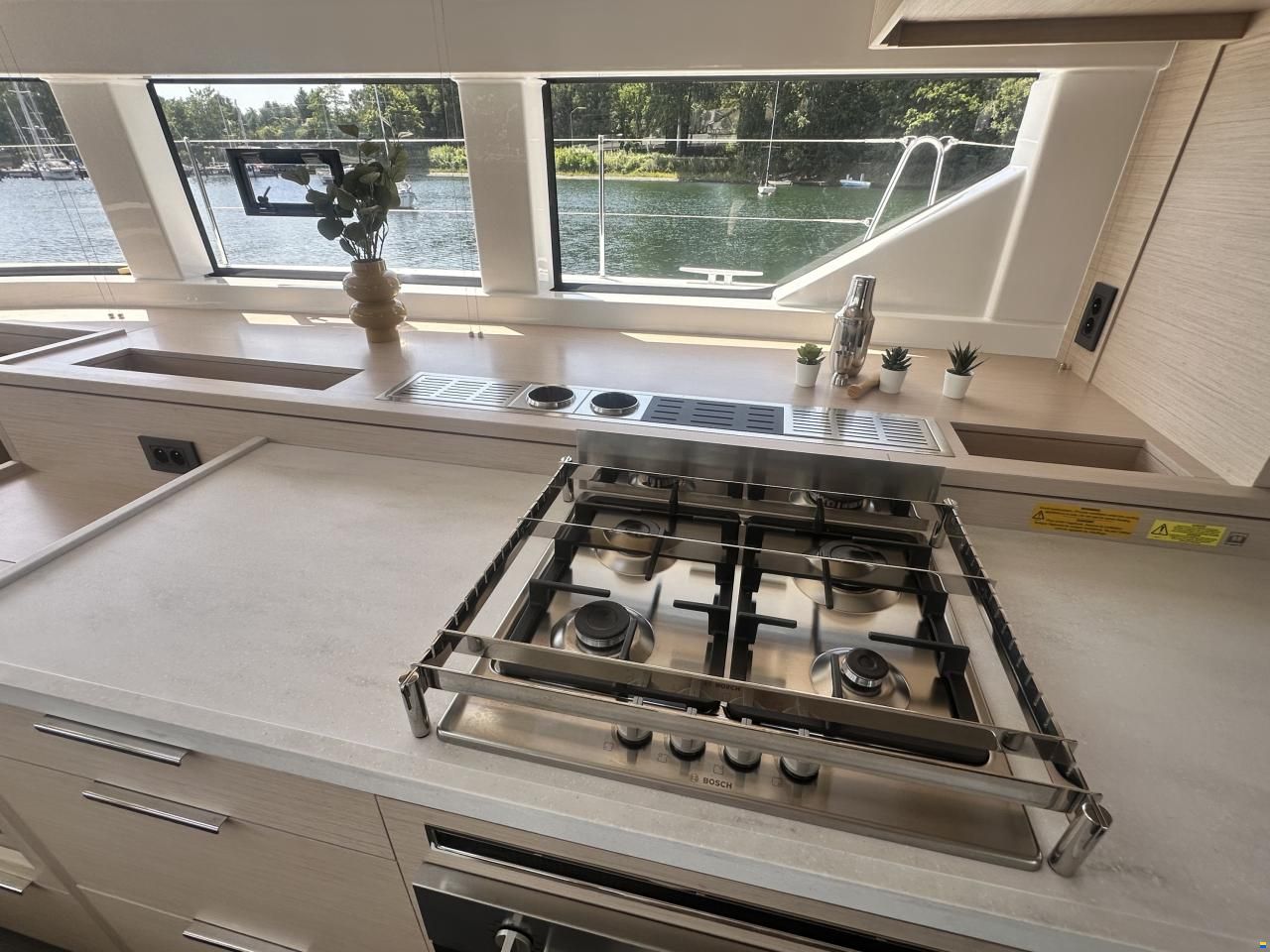 Lagoon 55