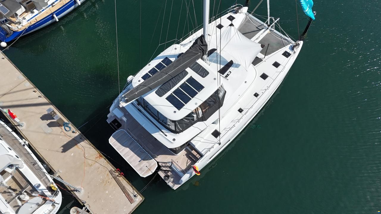 Lagoon 55