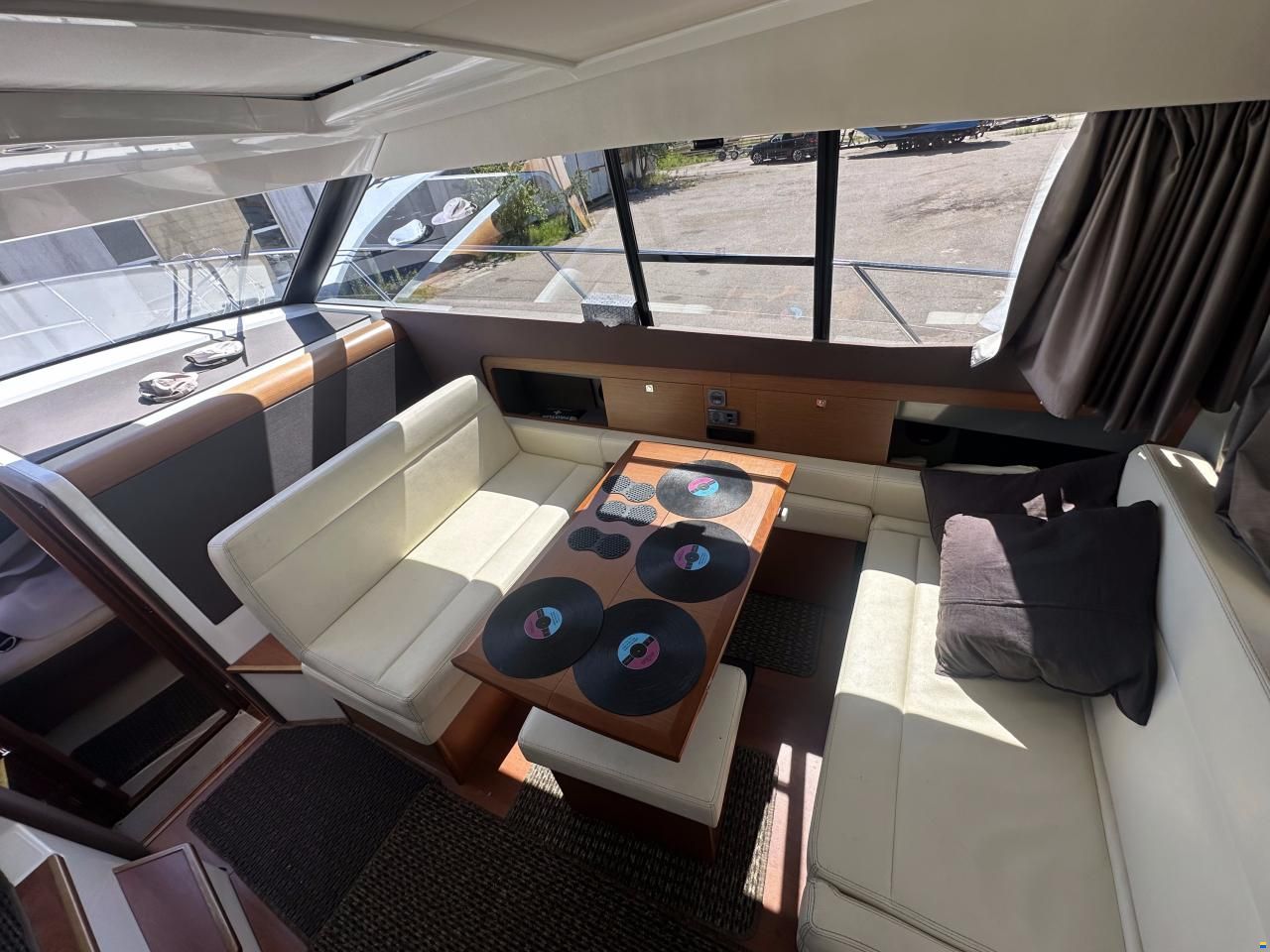 Jeanneau NC11