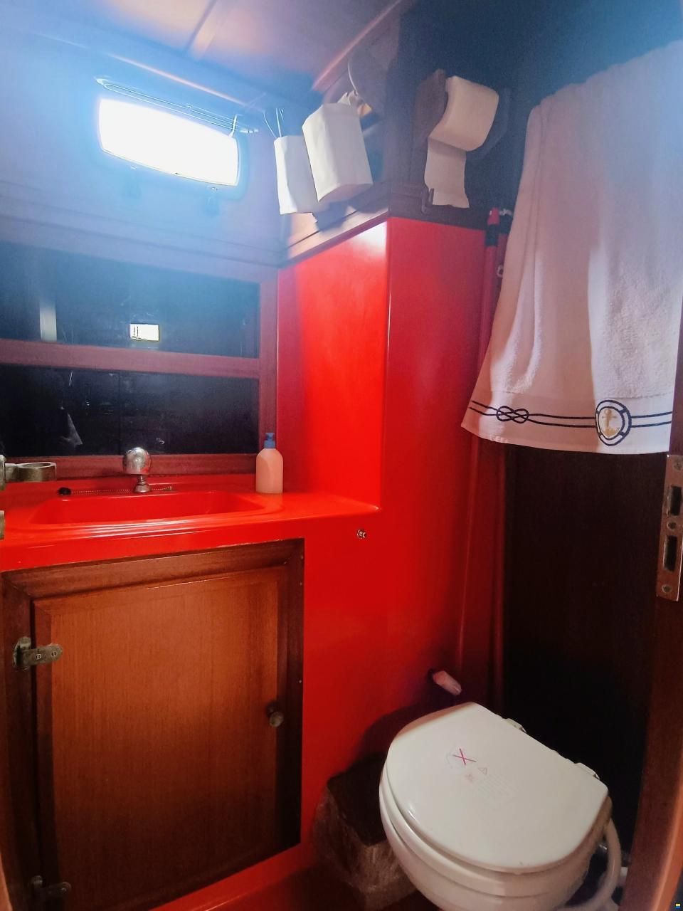 Ferretti Altura 33