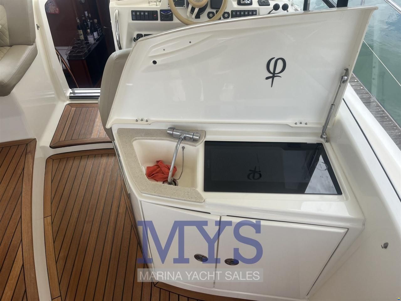 Prestige 42S