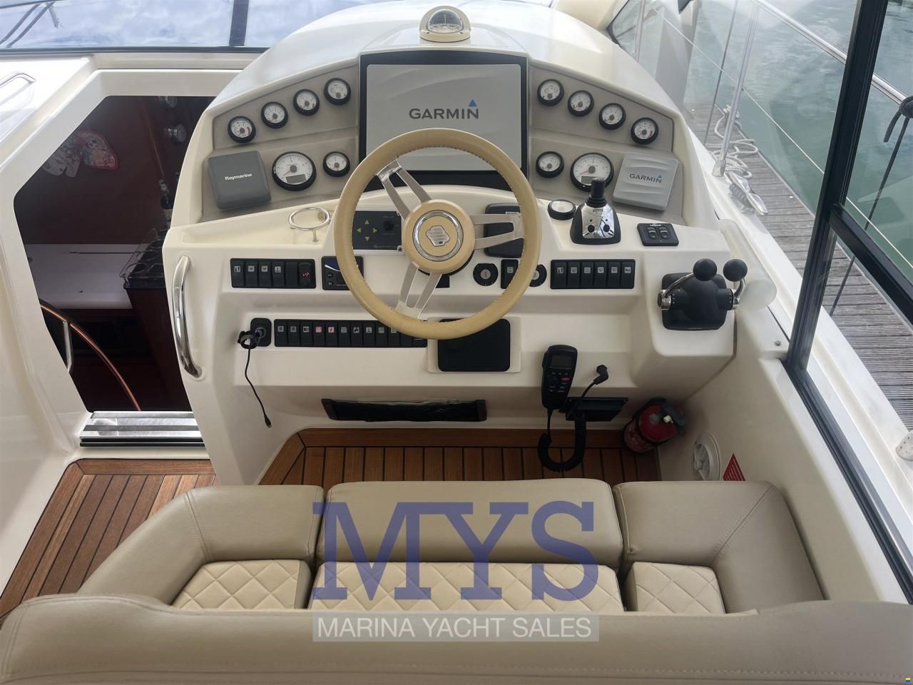 Prestige 42S