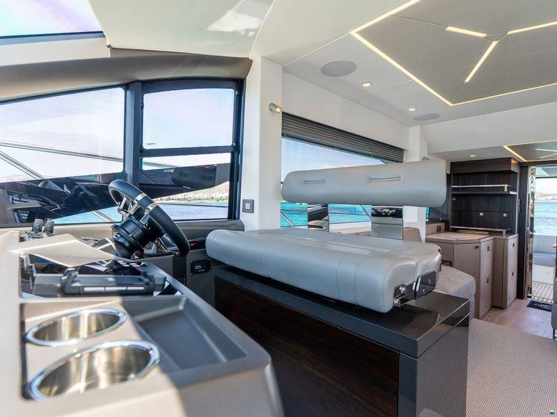 Sunseeker Manhattan 55