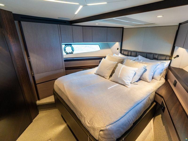 Sunseeker Manhattan 55