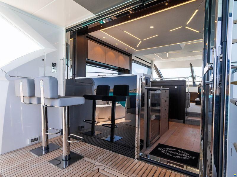 Sunseeker Manhattan 55