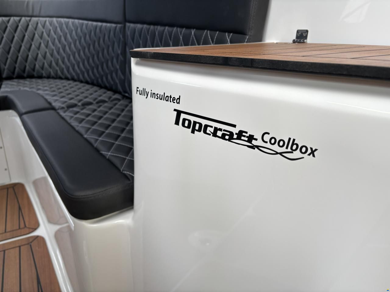 Topcraft 627 Tender