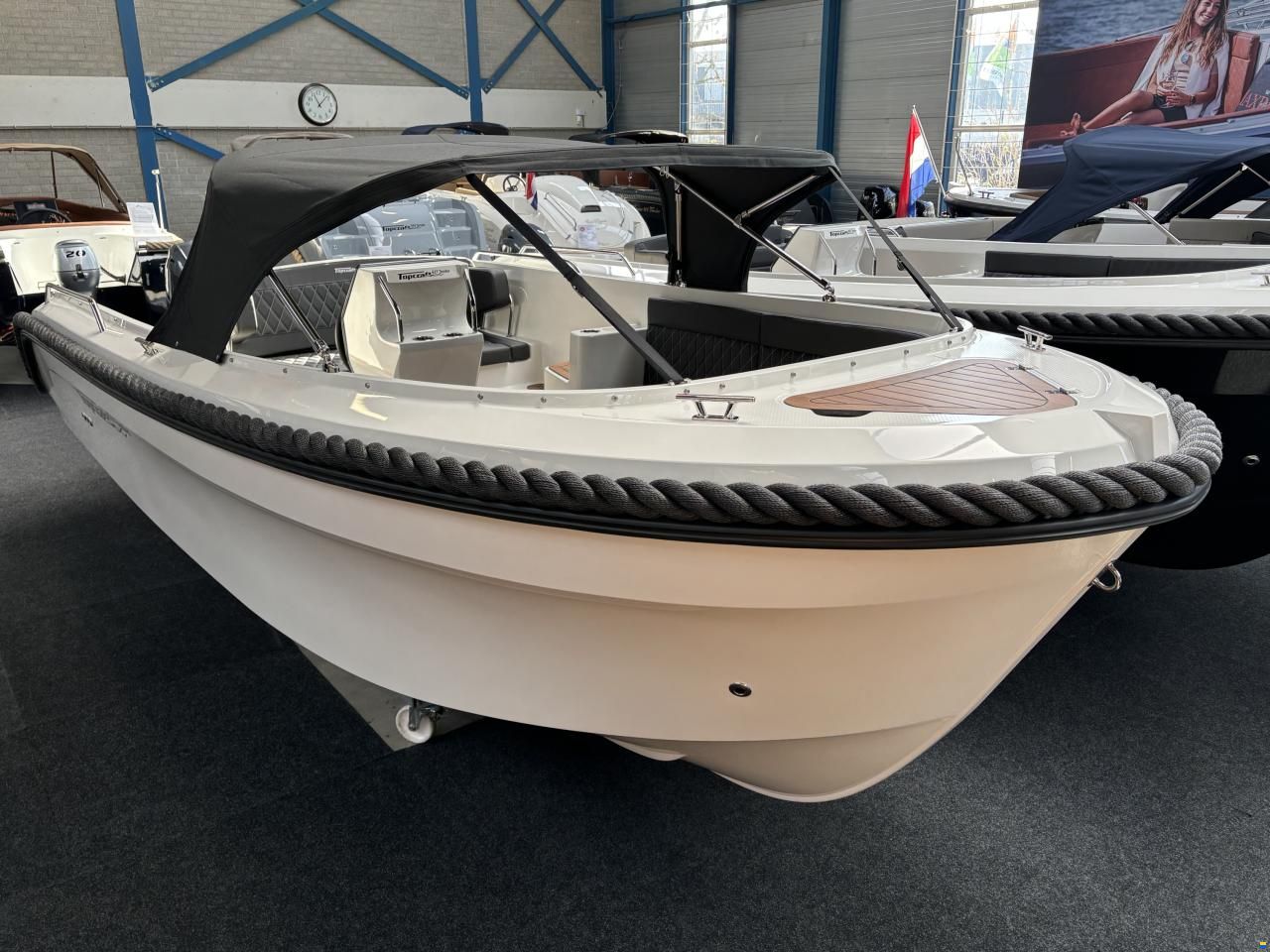 Topcraft 627 Tender