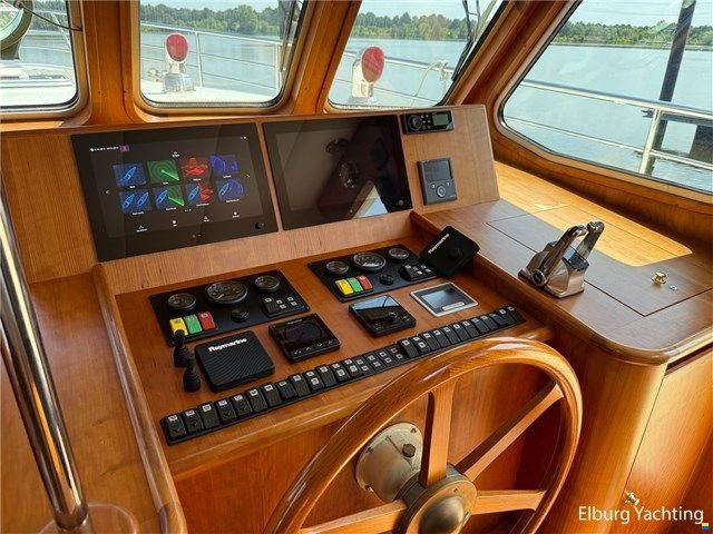 Altena Trawler 50 - France Proof