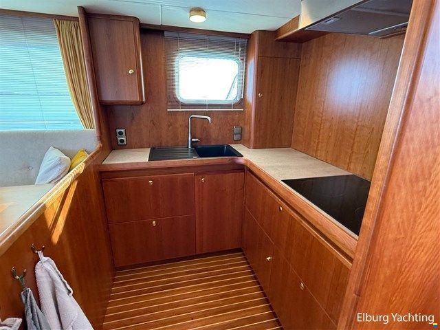 Altena Trawler 50 - France Proof