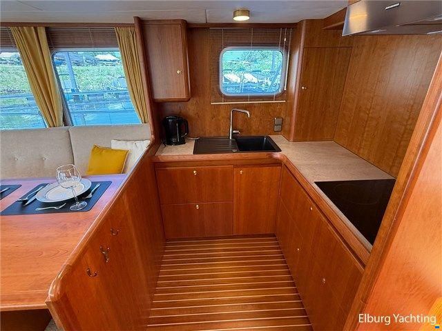Altena Trawler 50 - France Proof