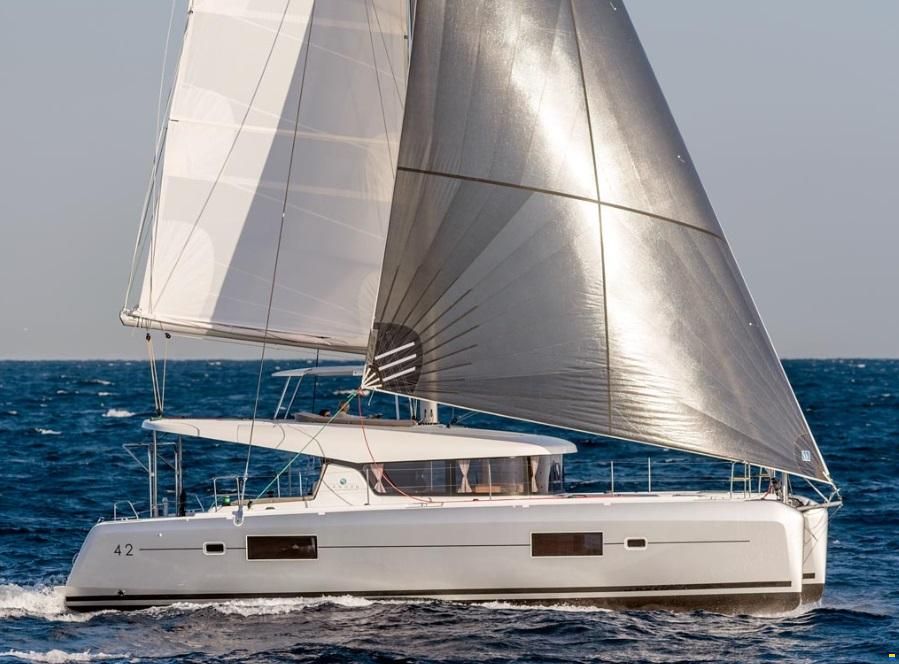 Lagoon 42
