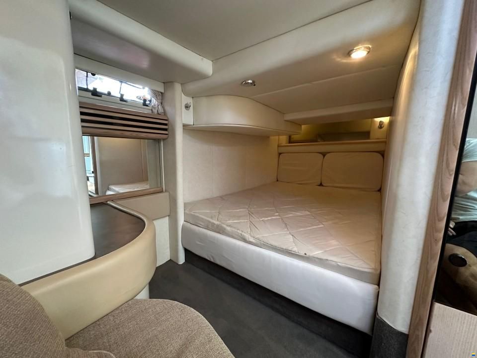 Bayliner 4085 Avanti