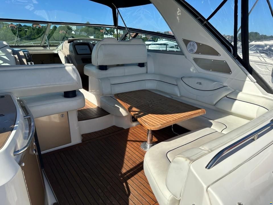 Bayliner 4085 Avanti