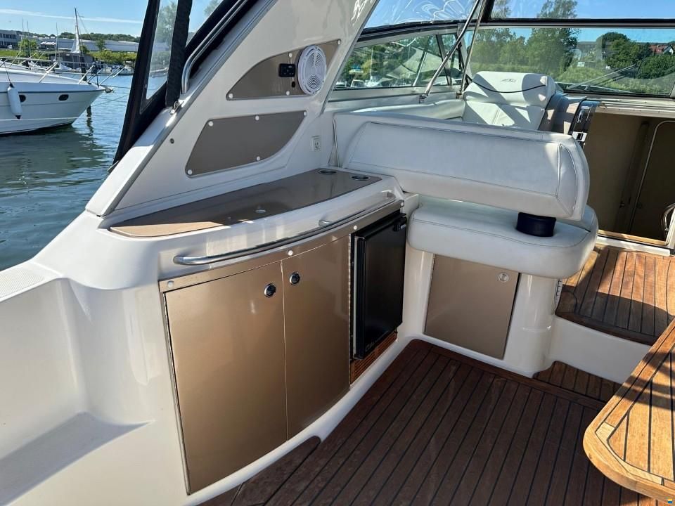 Bayliner 4085 Avanti